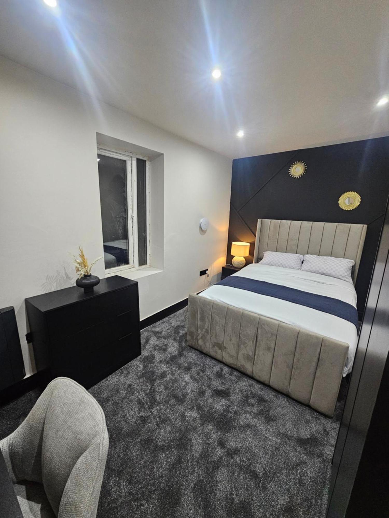 Springwood Villa Huddersfield Eksteriør bilde